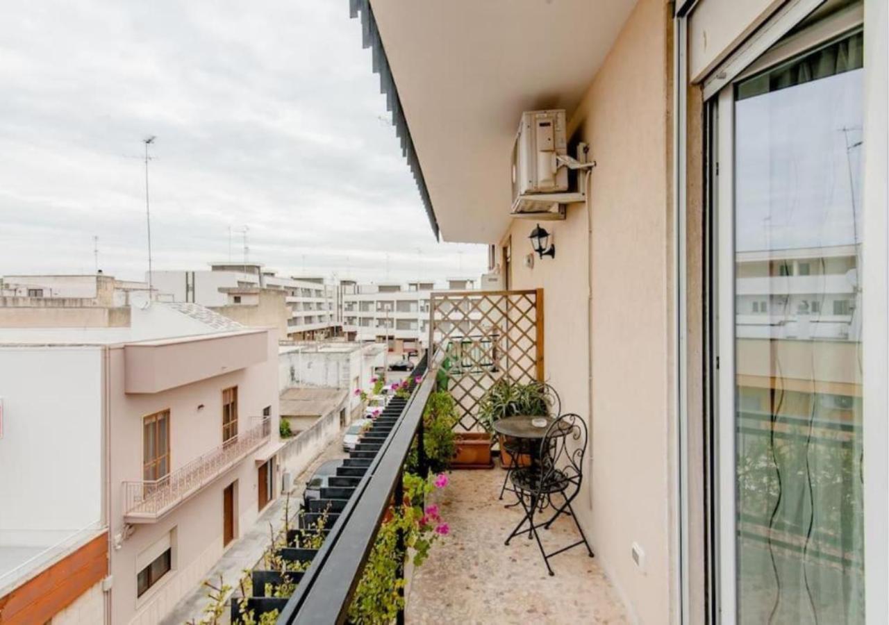 Il Barone Rosso B&B Lecce Extérieur photo